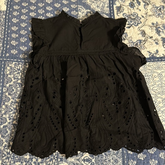 Black boutique top - Picture 2 of 2